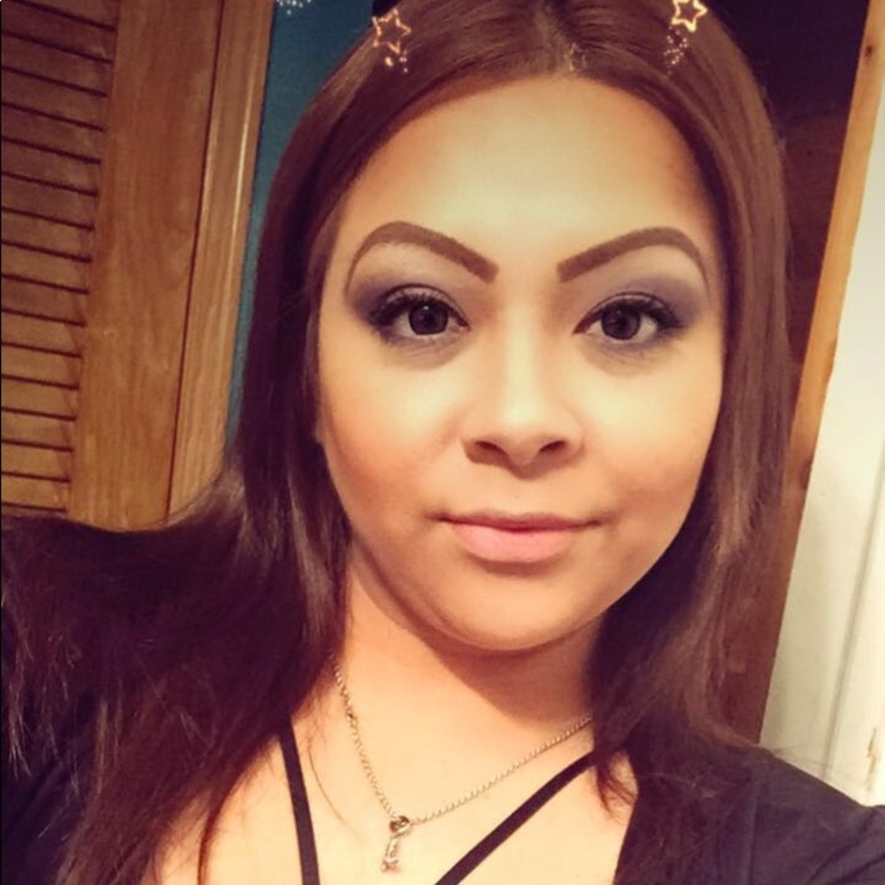 Meet your Posher, Samantha